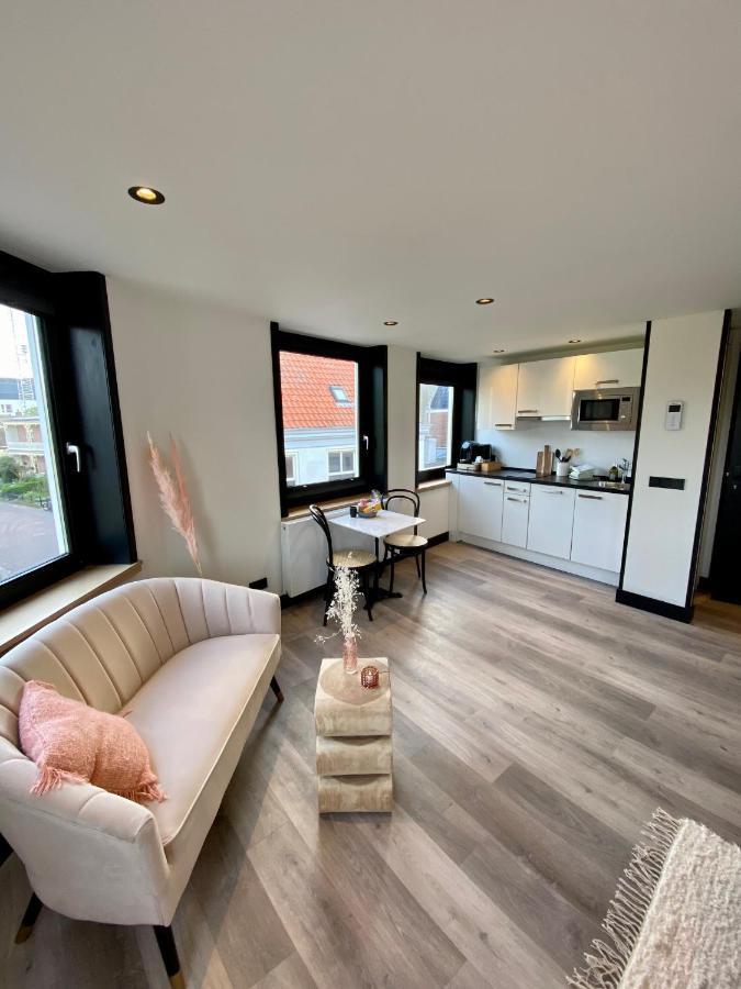 Boutique Hotel Le•Bar Zandvoort Bagian luar foto