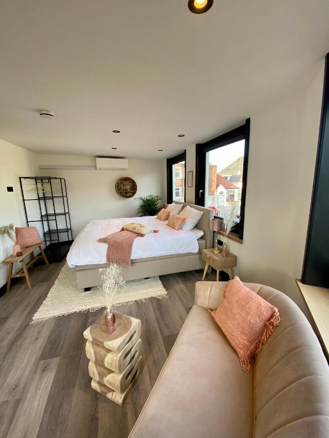 Boutique Hotel Le•Bar Zandvoort Bagian luar foto