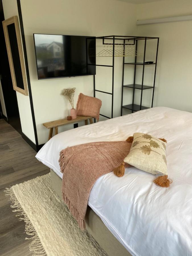Boutique Hotel Le•Bar Zandvoort Bagian luar foto