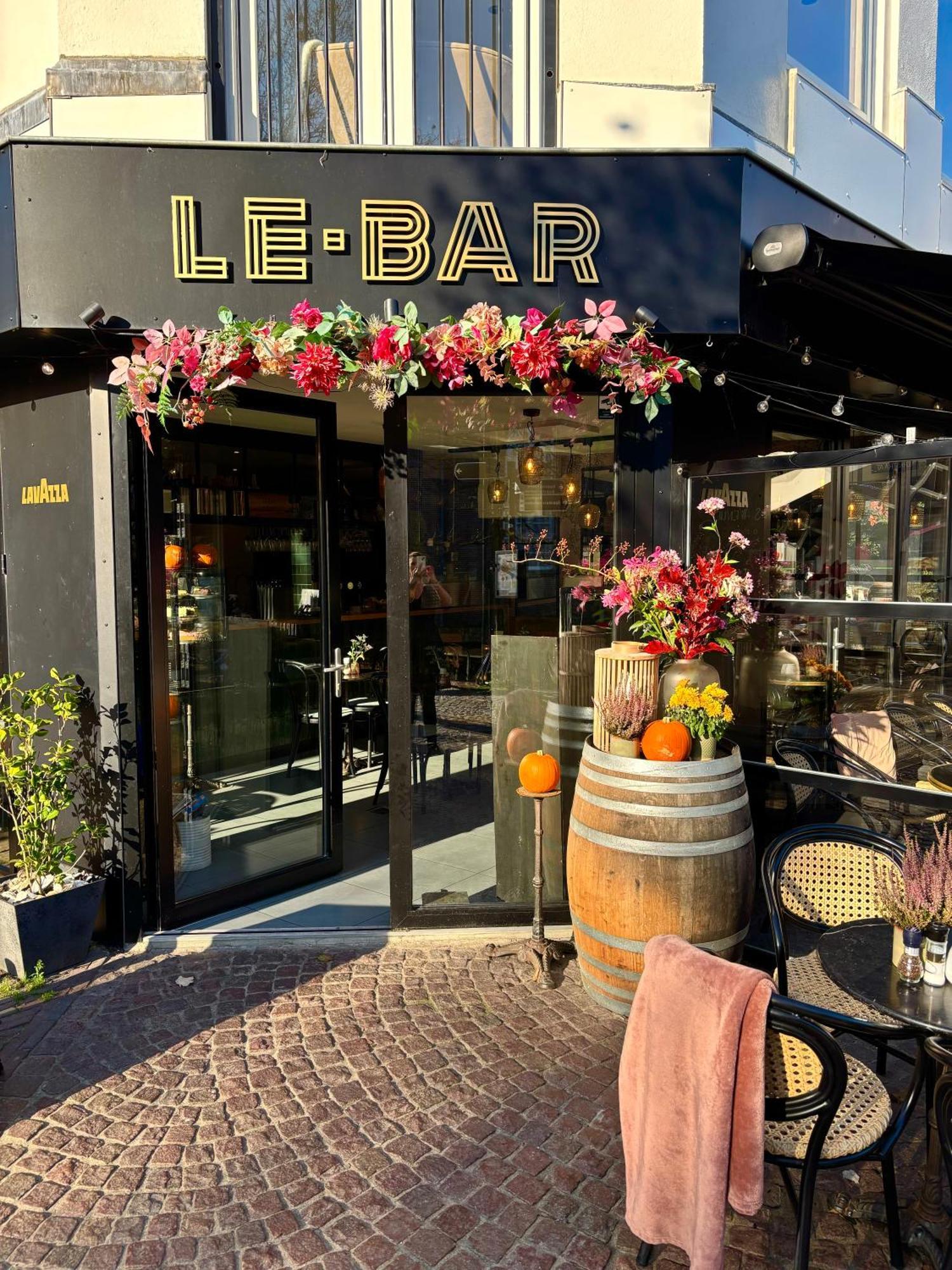 Boutique Hotel Le•Bar Zandvoort Bagian luar foto
